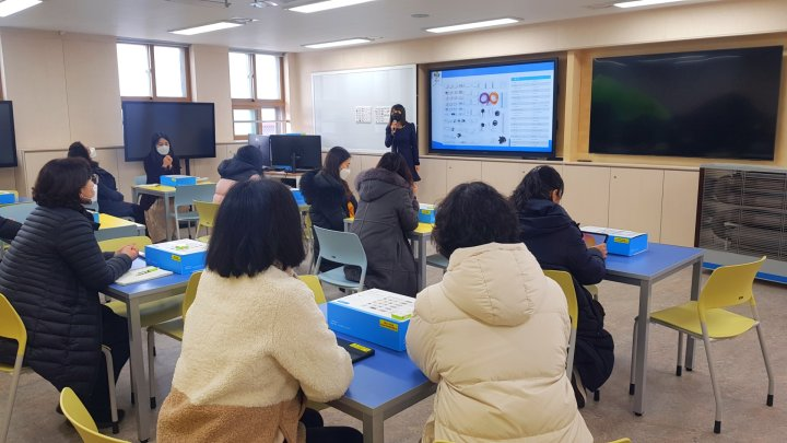 서울 신흥초등학교 렌쥴리 인공지능 미래교실 교원직무연수 