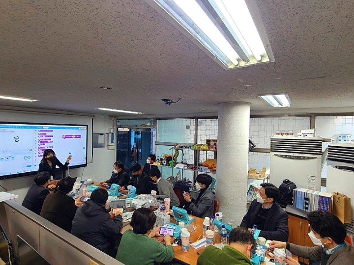 원교재사 '아이스크림 홈런 AI 코딩'할로코드 교육