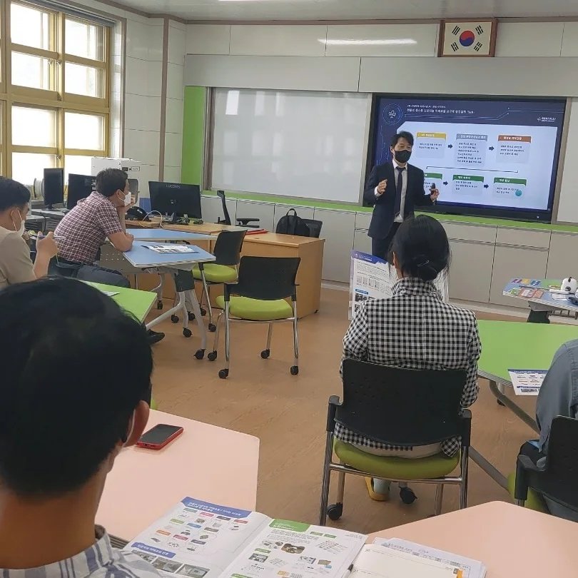 렌쥴리 전남교육청 AI교실 구축 및 AI 코딩교육 운영_삼광중학교 / 영강초등학교