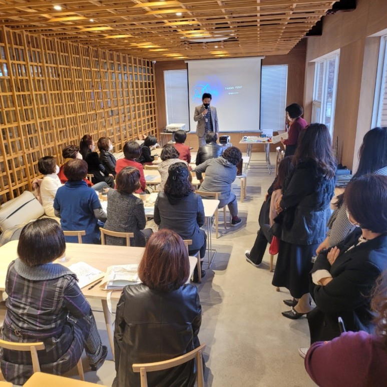 렌쥴리에듀테인먼트 전북교육청 국공립 단설유치원 원장 렌쥴리 유치부 인공지능 코딩 워크샵...
