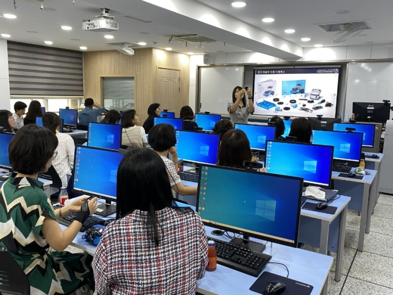 렌쥴리에듀테인먼트 인공지능 코딩 &  인천 청천중학교 AI코딩 교사 연수