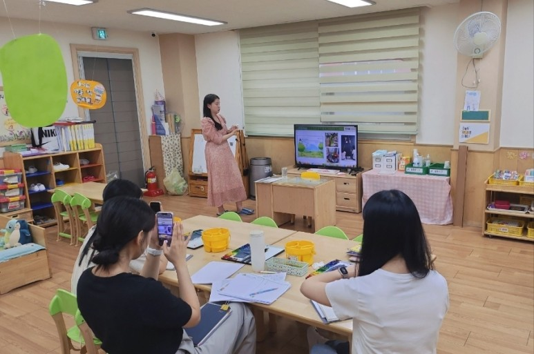 렌쥴리에듀테인먼트 웃는그림프로젝트 연구기관 & 시흥유치원 교사 교육 
