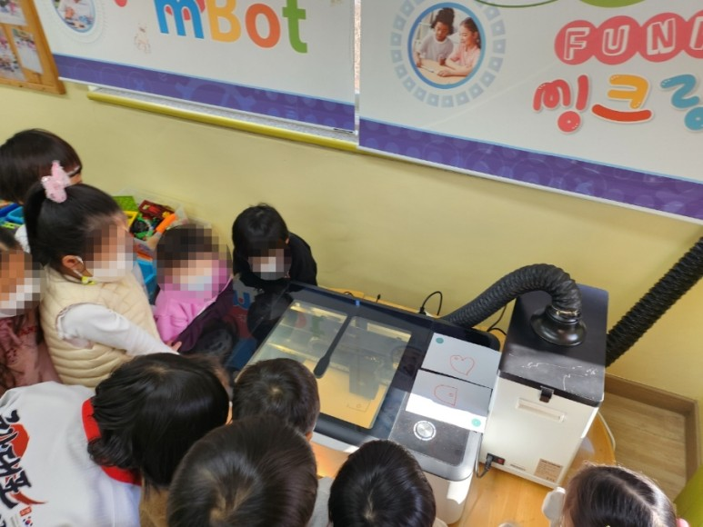 렌쥴리에듀테인먼트 유치부 인공지능 코딩 & 화성 무봉유치원(레이저박스 메이커 수...
