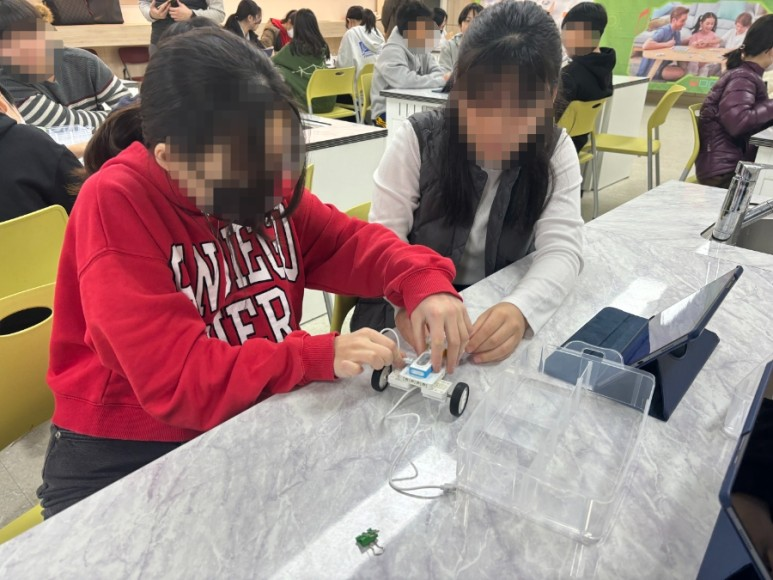 렌쥴리에듀테인먼트 인공지능 코딩 & 서울 길음초등학교  서울 길음초등학교