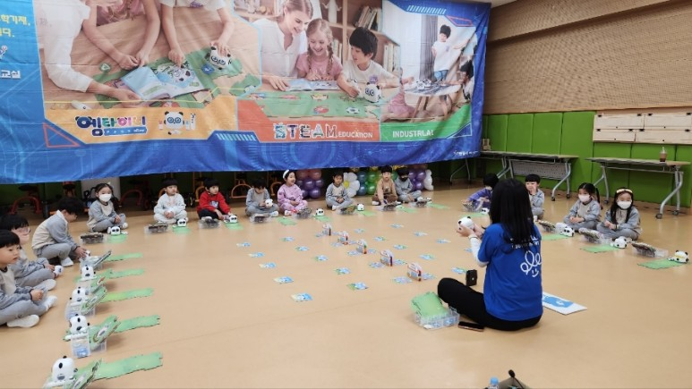 렌쥴리에듀테인먼트  유치부 인공지능 코딩 & 불당유치원 1일차 코딩캠프