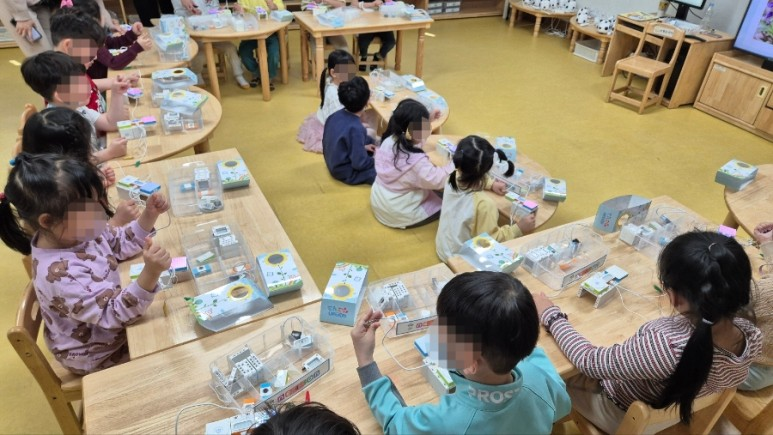 렌쥴리에듀테인먼트 유치부 인공지능 코딩 & 공립 단설유치원 동탄유치원 렌쥴리 찾아가...