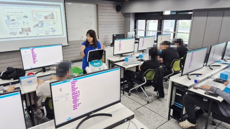 렌쥴리에듀테인먼트 AI교실 2024.05.30.(목) 해양과학고등학교 결대로 찾아가는 코딩교...