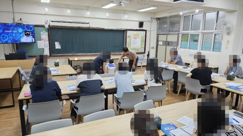 렌쥴리에듀테인먼트 교육용 인공지능 로봇 AI슈타인 & 서울 ㅇ화 초등학교 교원연수 및 ...