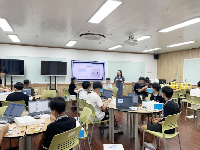 렌쥴리에듀테인먼트 인공지능 코딩 & 광주 수완중학교 광주 교육청 AI중심학교 